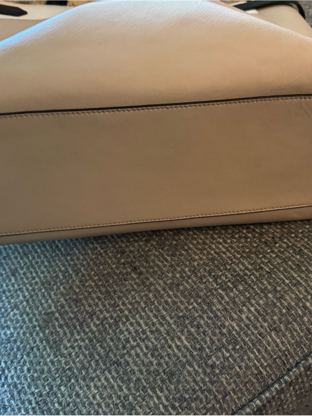 Kate Spade New York Cameron Street Harmony Tote Cream Black Saffiano Leather - Picture 7 of 9